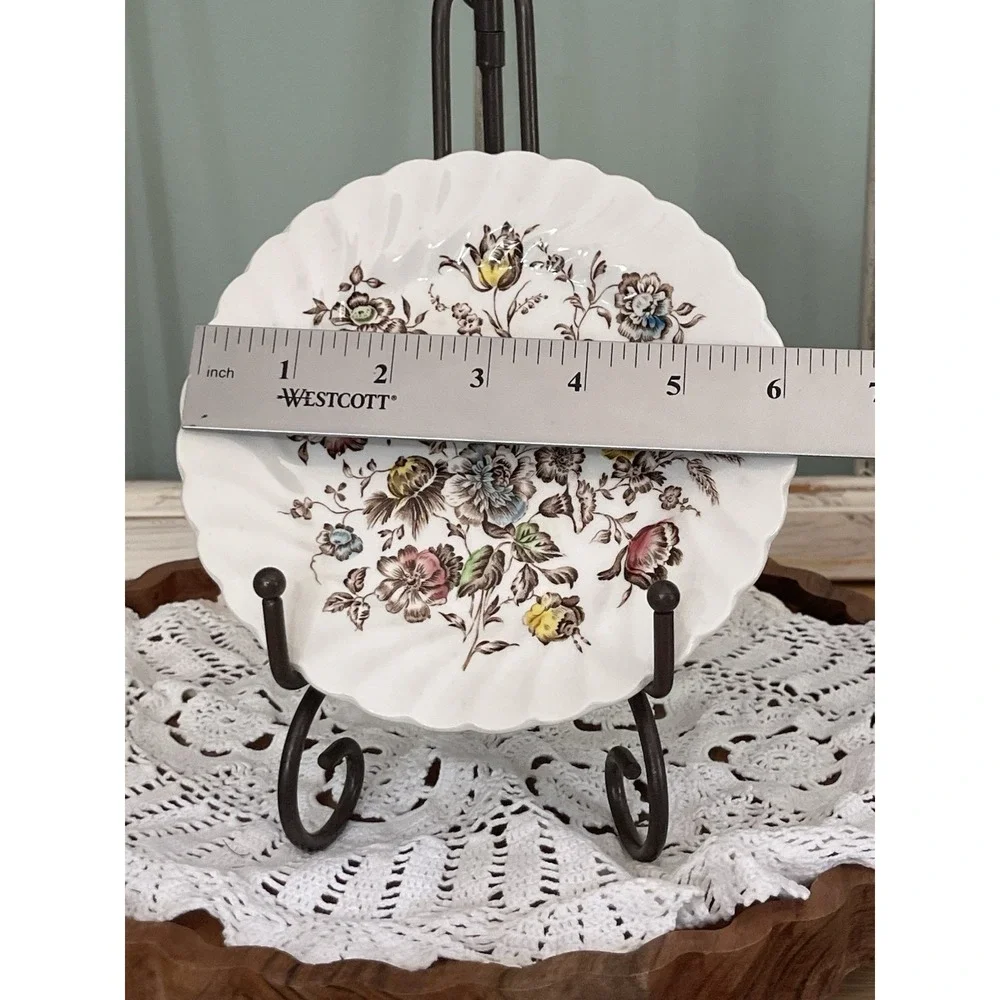 Vintage Johnson Brothers Staffordshire Bouquet 6 Piece Setting England IRONSTONE
